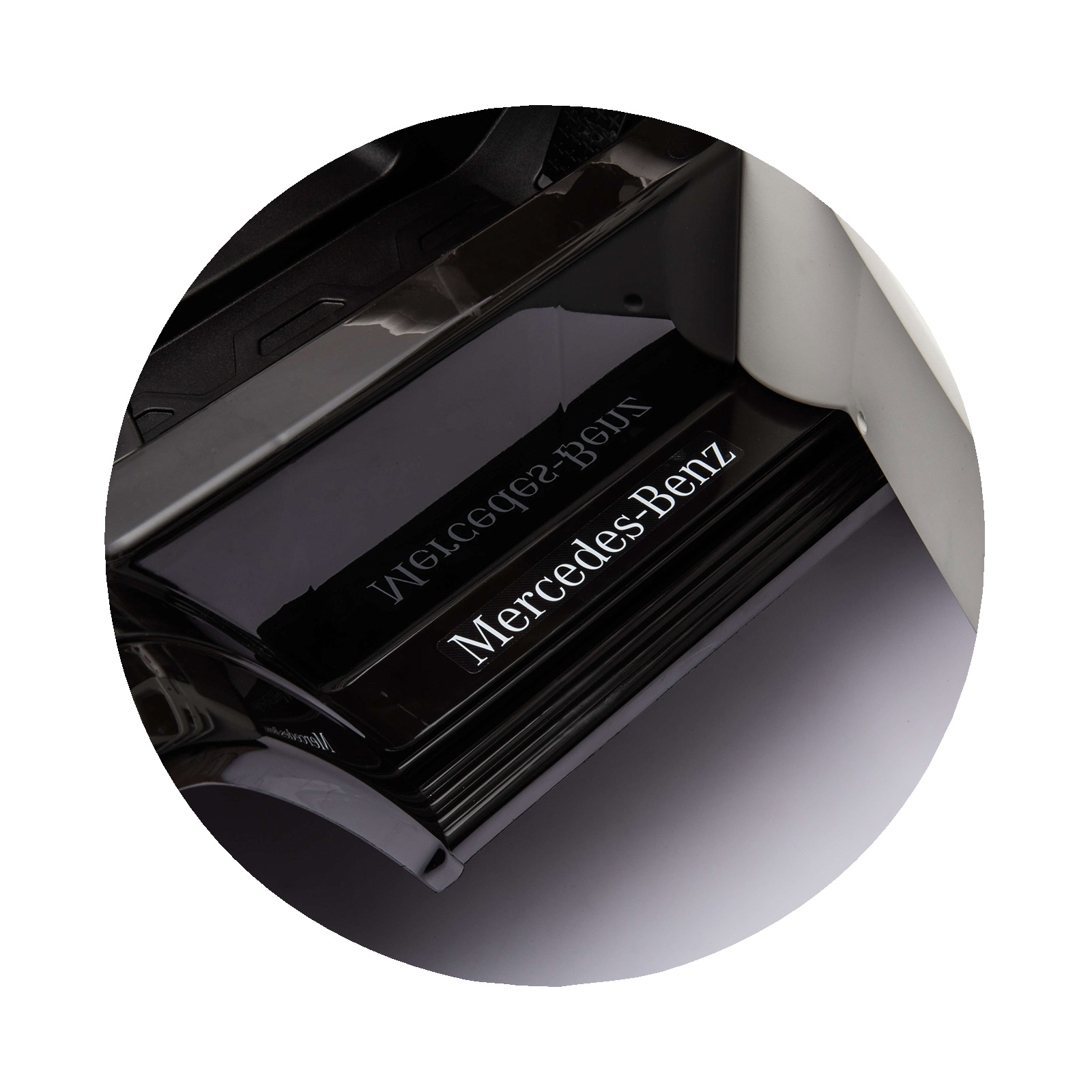 Акумулаторен джип Mercedes EQG черен EVA, кожена