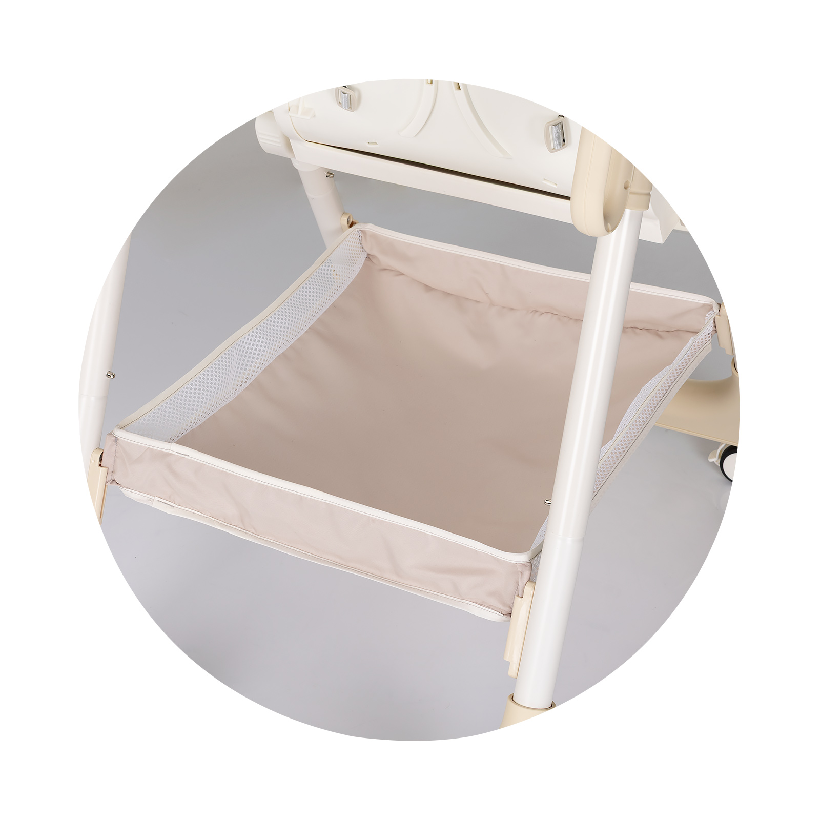 Yogurt latte high chair