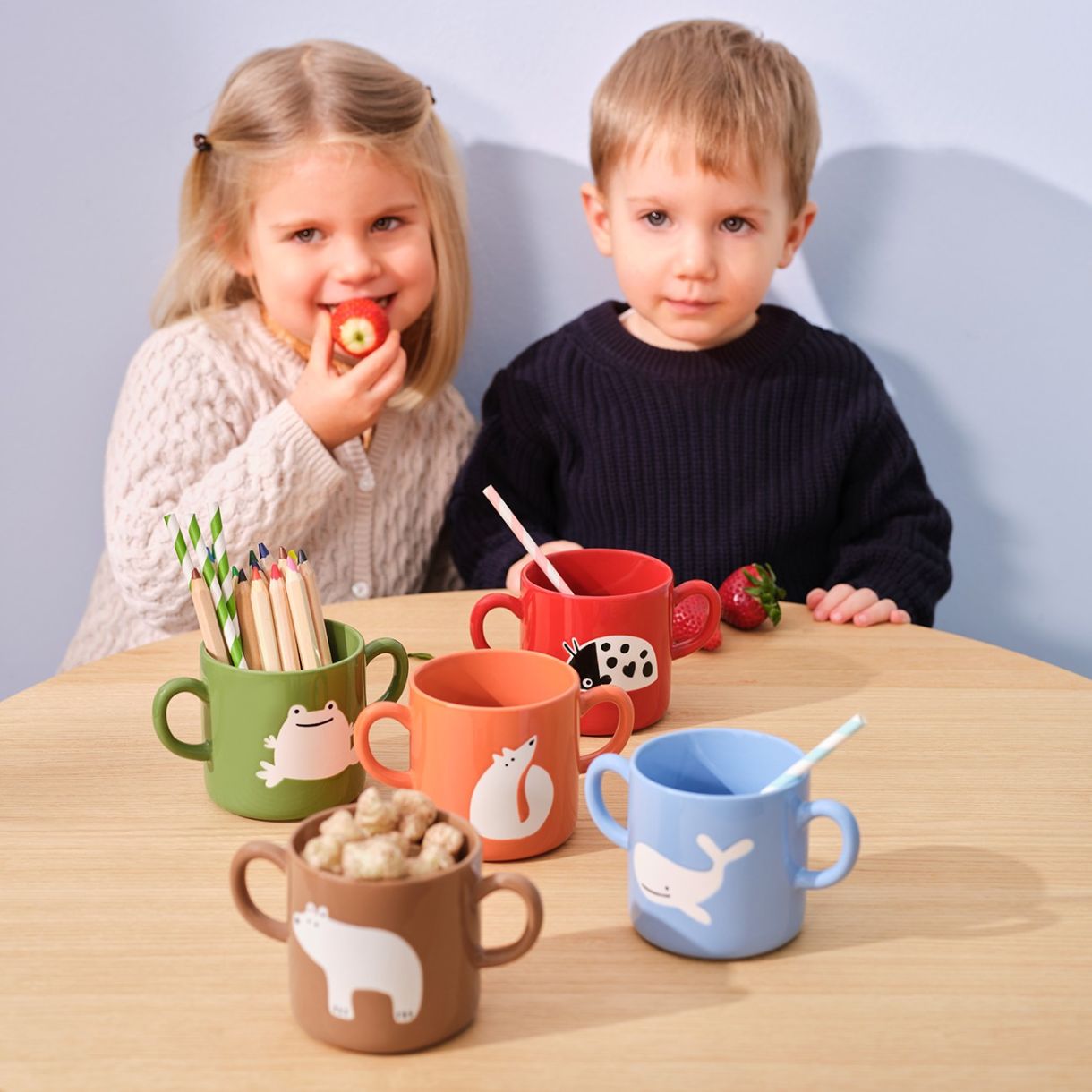 Детска чаша Buddies Цвят кафяво