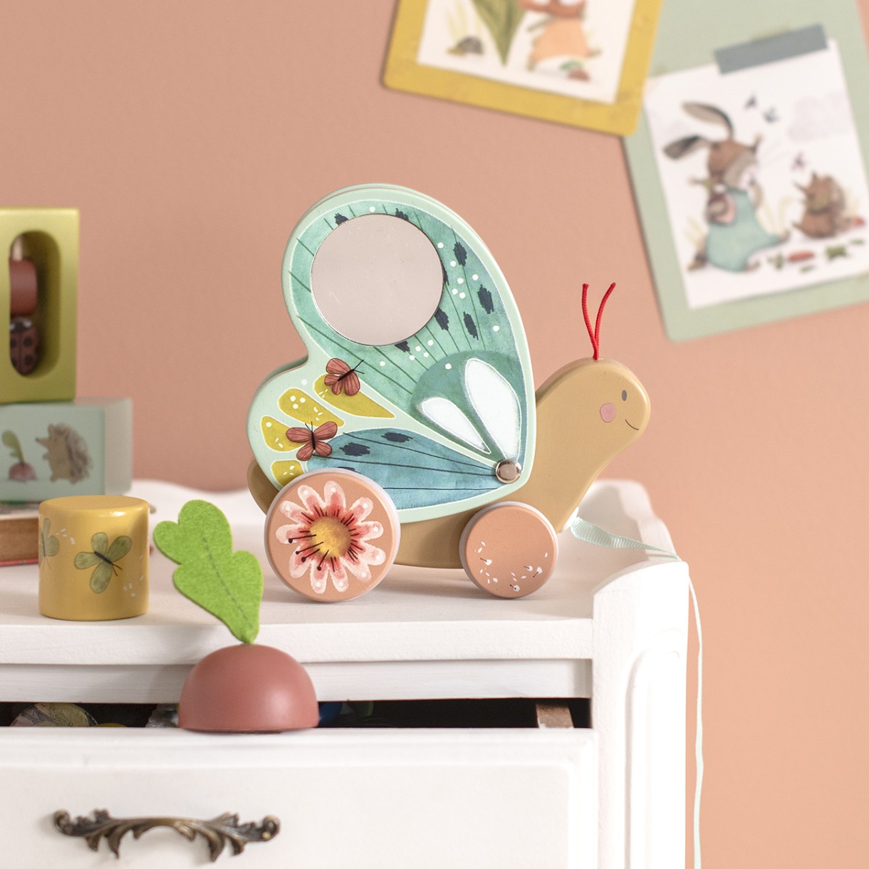 Butterfly pull toy