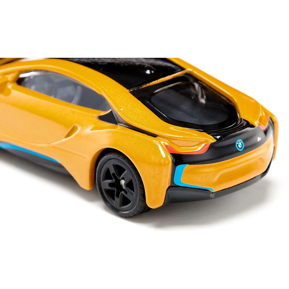 Играчка количка BMW i8