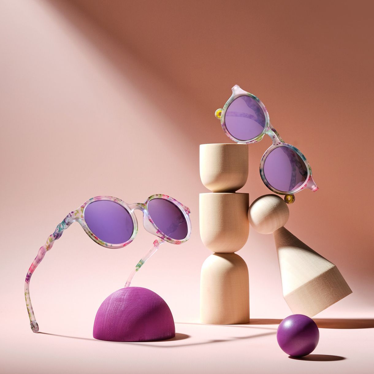 Oval sunglasses Color pink