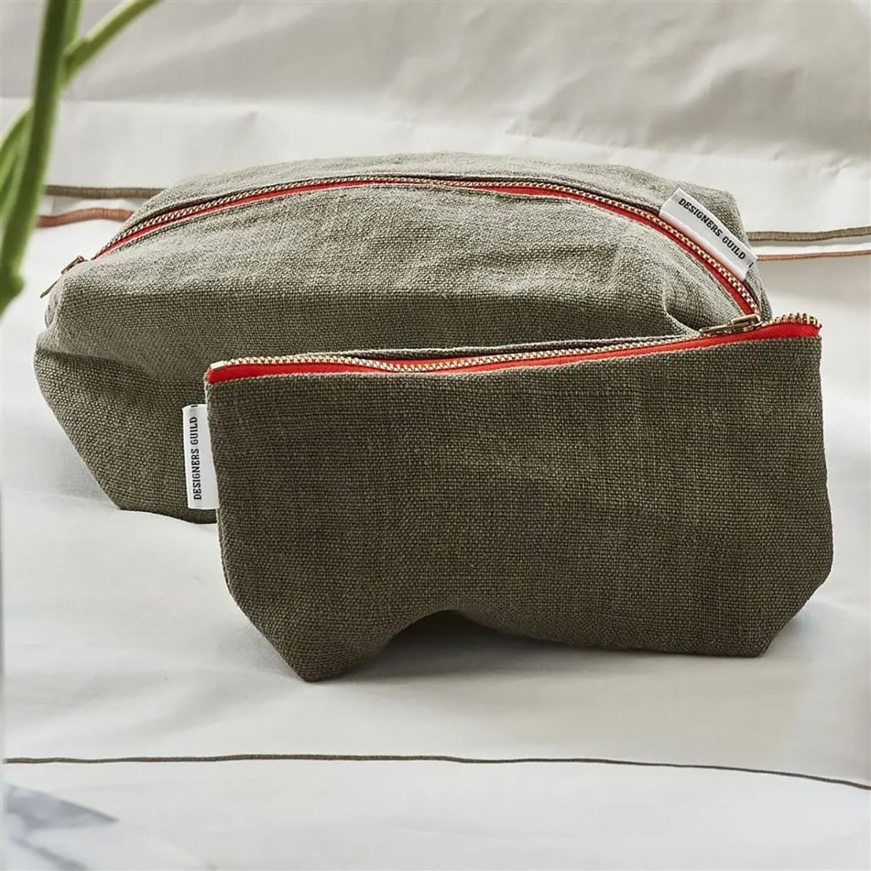 Brera lino cosmetic bag 20 cm Stone color