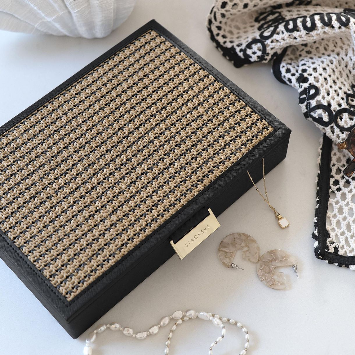 Кутия за бижута с капак Raffia Цвят черно