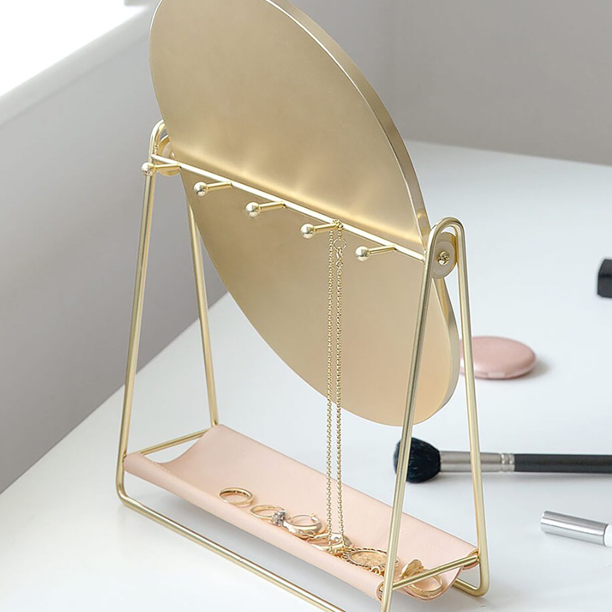 Mirror with jewelry stand Color light pink