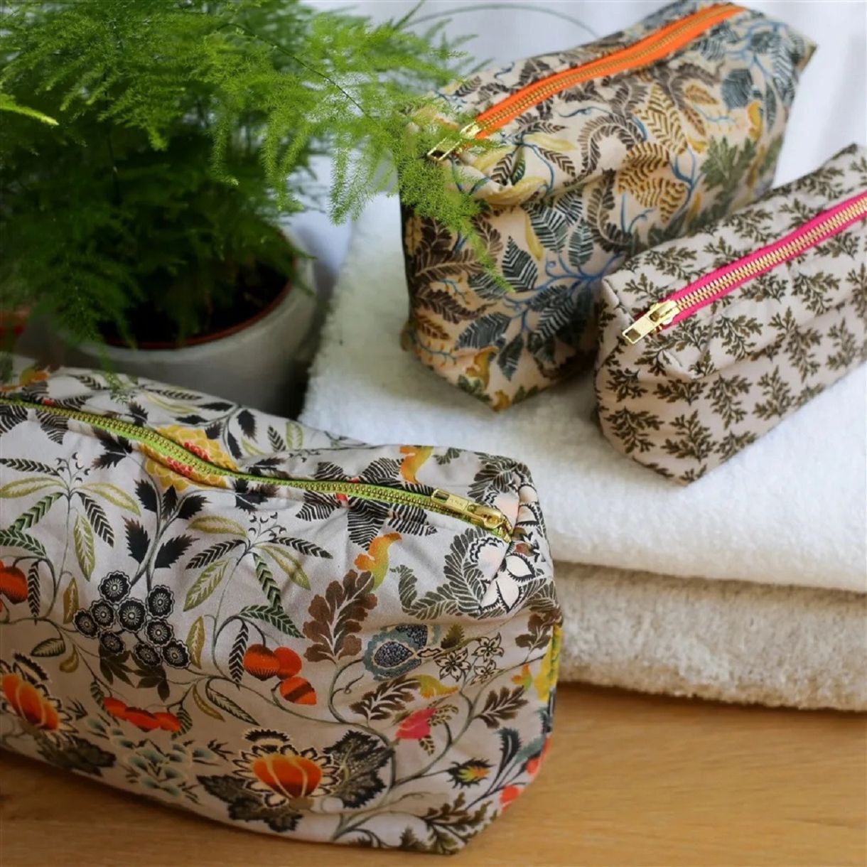 Несесер Brocart decoratief 24см Цвят бадем