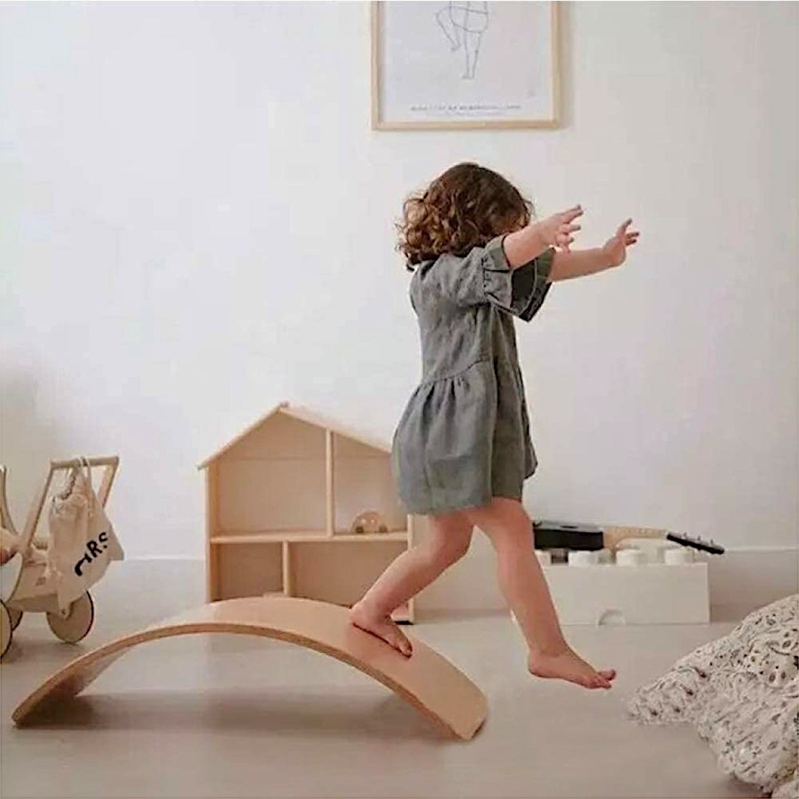 Ginger Home Wooden Balance Board – Safe Toy for Children, 82x30x15 cm