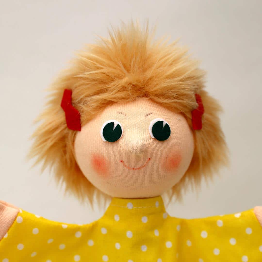 Кукла за театър Момиче с жълта рокля 28 см.