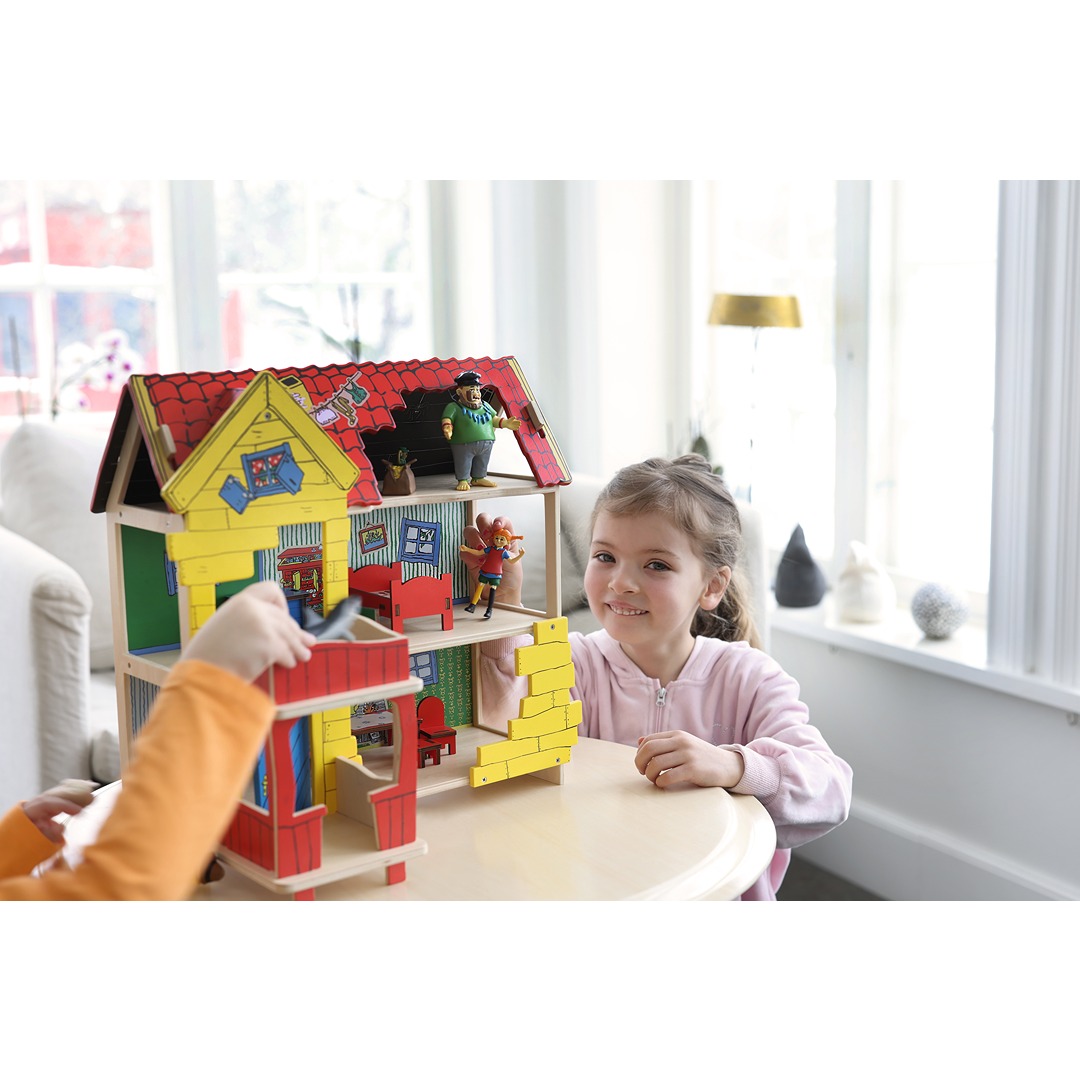 Wooden furniture for Villa Villecula Pippi and Mr. Nilsson's bedroom