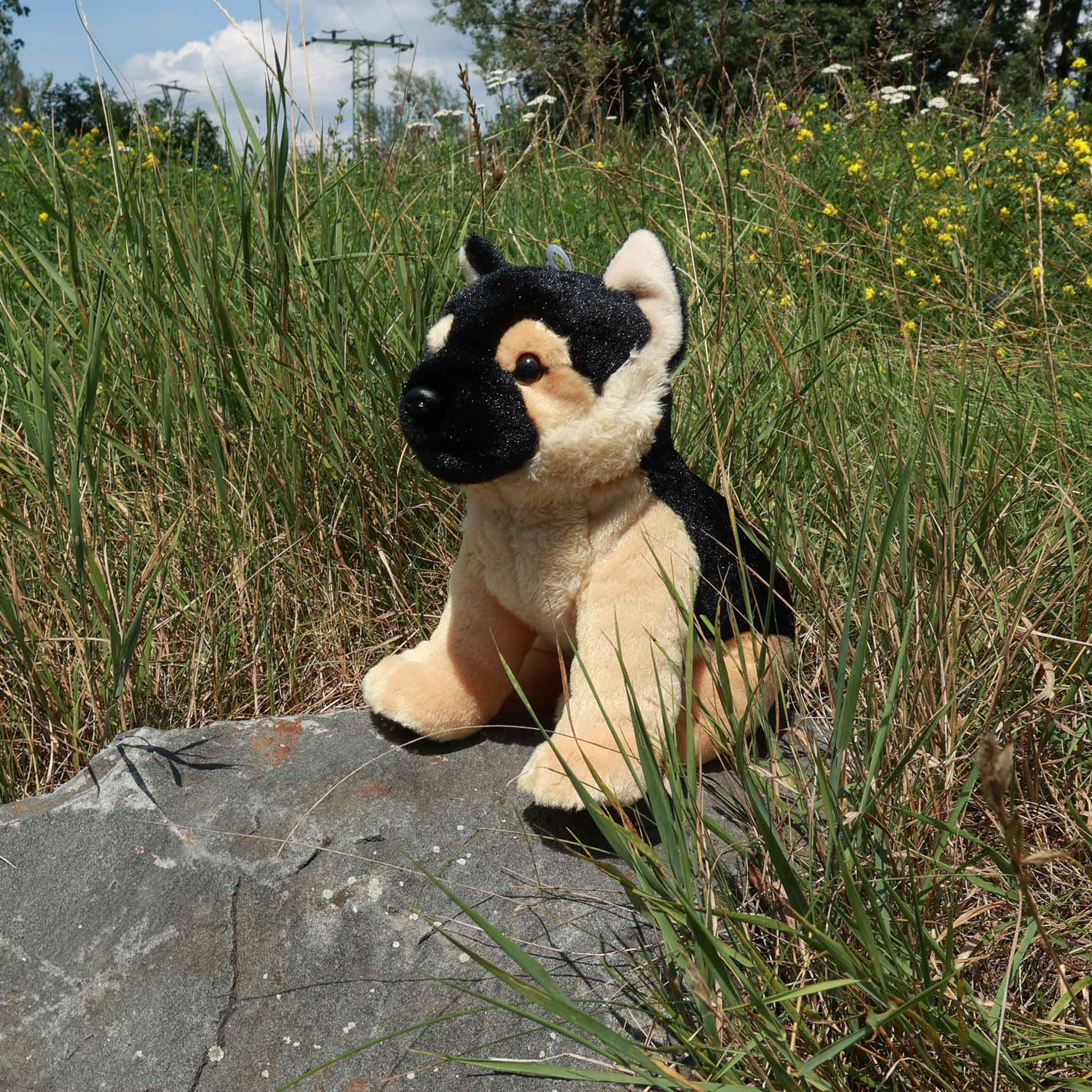 Plush German Shepherd 25 cm. sitting