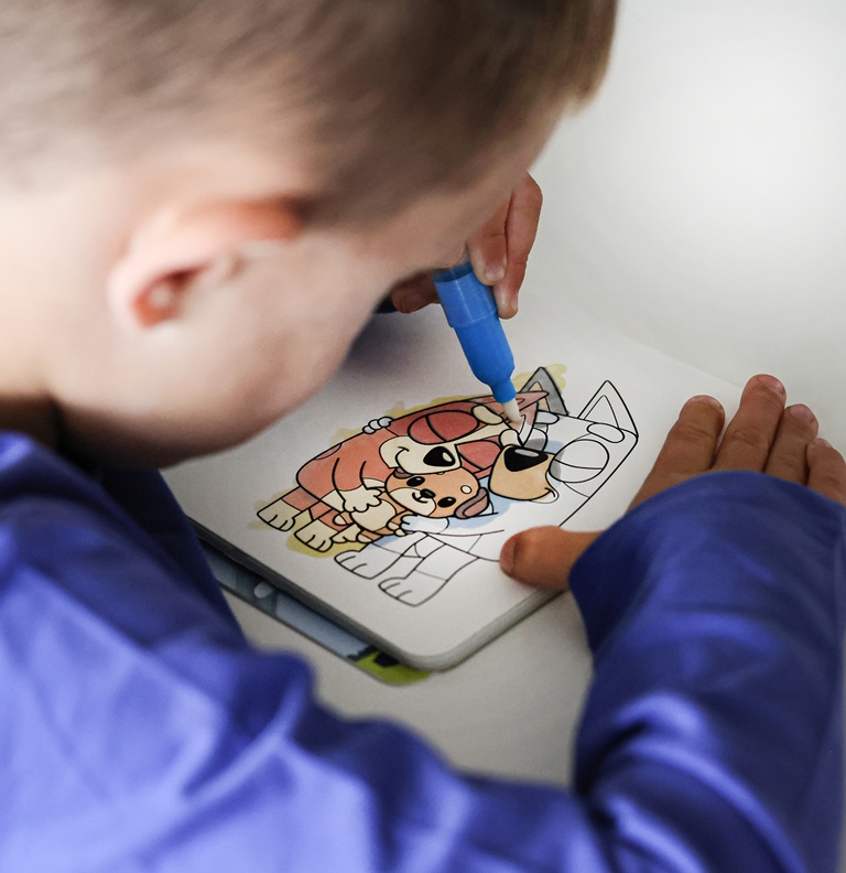 Твърда книжка за рисуване с вода Bluey