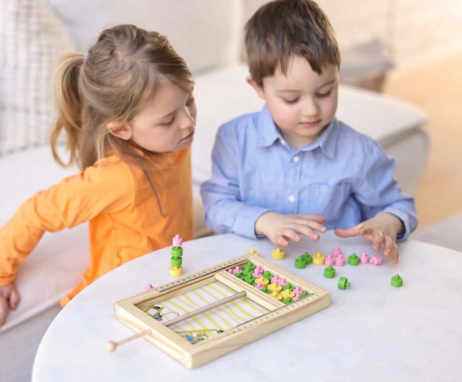 Children's board game Trap with Pippi
