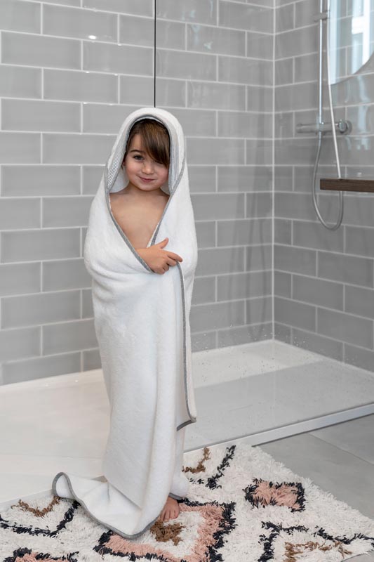 Doomoo Bath cape with teether Dryn Play