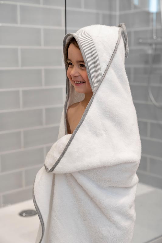 Doomoo Bath cape with teether Dryn Play