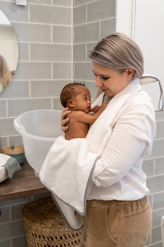 Doomoo Bath cape with teether Dryn Play