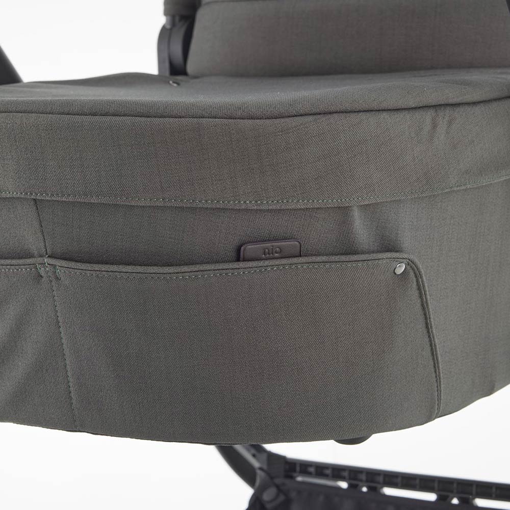 Mutsy NIO Pine Green ПАКЕТ Шаси със седалка + Кош за новородено