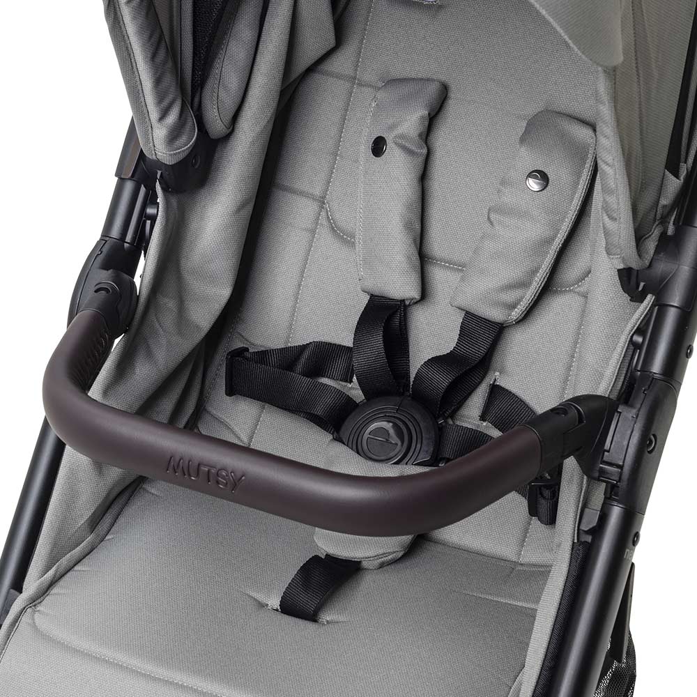 Mutsy NEXO Concrete Melange stroller