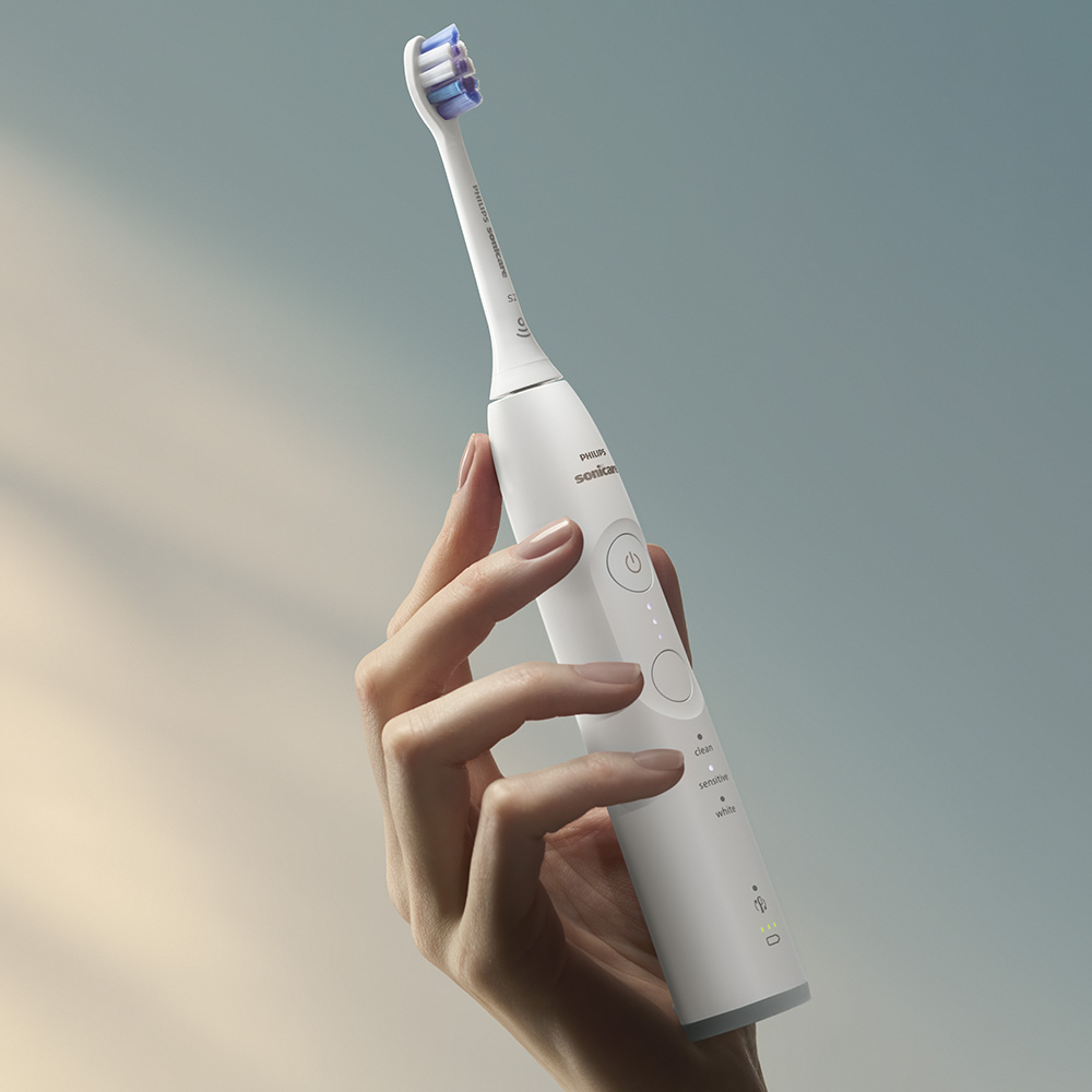 Акумулаторна четка за зъби Philips Sonicare HX7410/02 серия 6500 със звукова технология Next-Generation, 3 режима на четкане, 3 интензитета, светлинен сензор за натиск, 2 накрайника, калъф за път