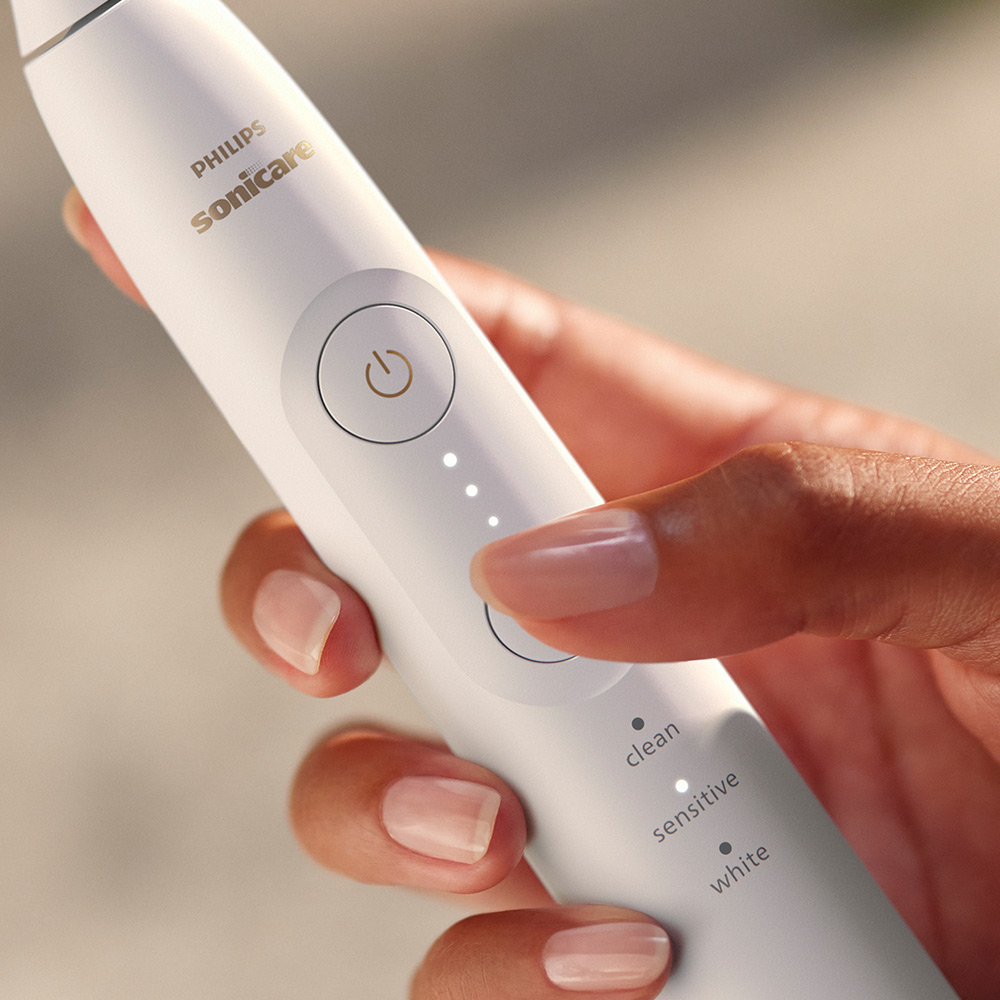 Акумулаторна четка за зъби Philips Sonicare HX7410/02 серия 6500 със звукова технология Next-Generation, 3 режима на четкане, 3 интензитета, светлинен сензор за натиск, 2 накрайника, калъф за път