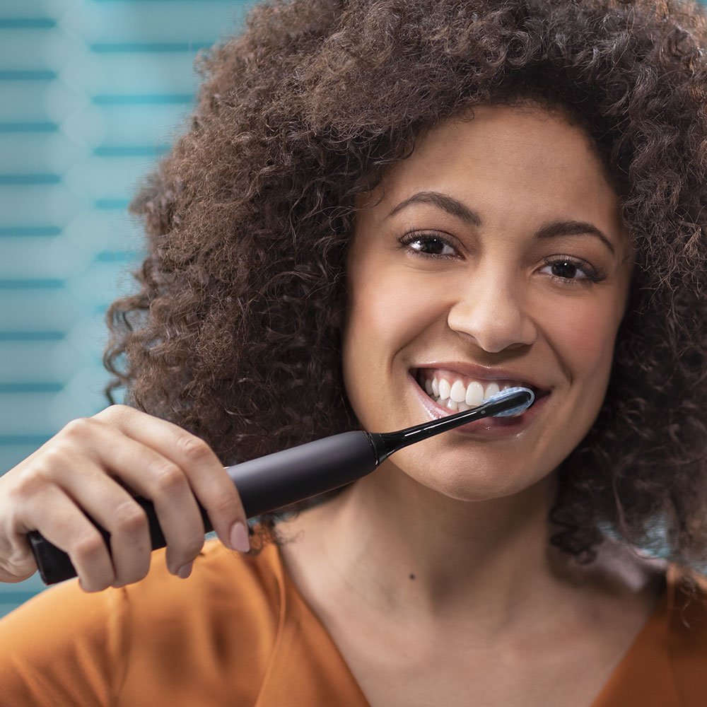 Комплект Орален душ Philips Sonicare Power Flosser 3000 Interdental и Звукова електрическа четка за зъби Diamond Clean серия 9000, Philips Sonicare HX3886/43
