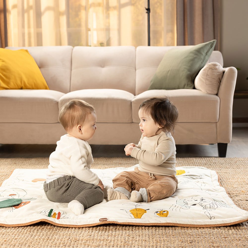 Soft, padded baby play mat Tiny Love Soft Super Mat from the Garden of Adventures series, size 125.5x110 cm, 9 exciting developmental activities, 0m+