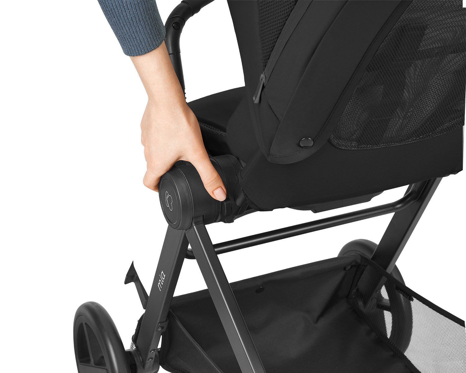 Комбинирана количка 3в1 с кош за новородено Mia Black