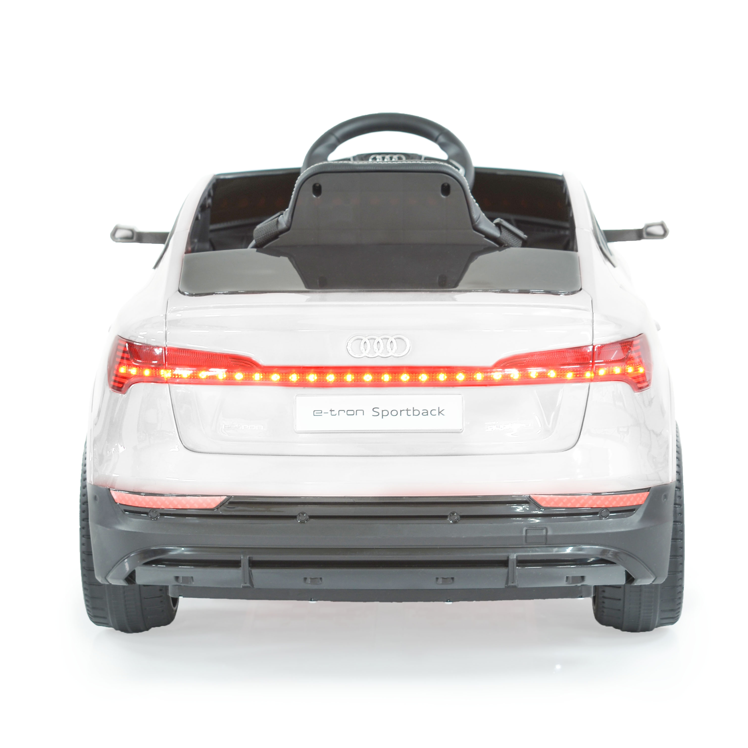 Battery jeep Audi Sportback white