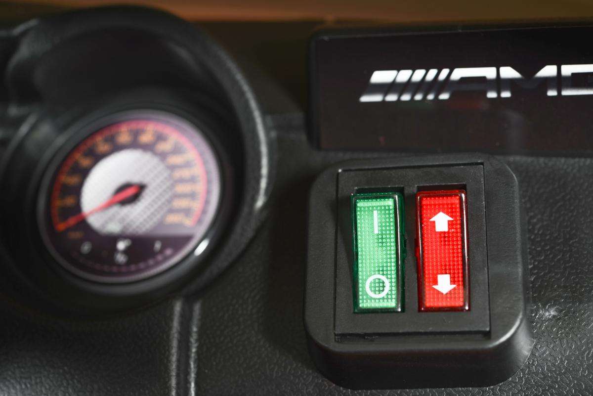 BO Mercedes AMG GTR red 011