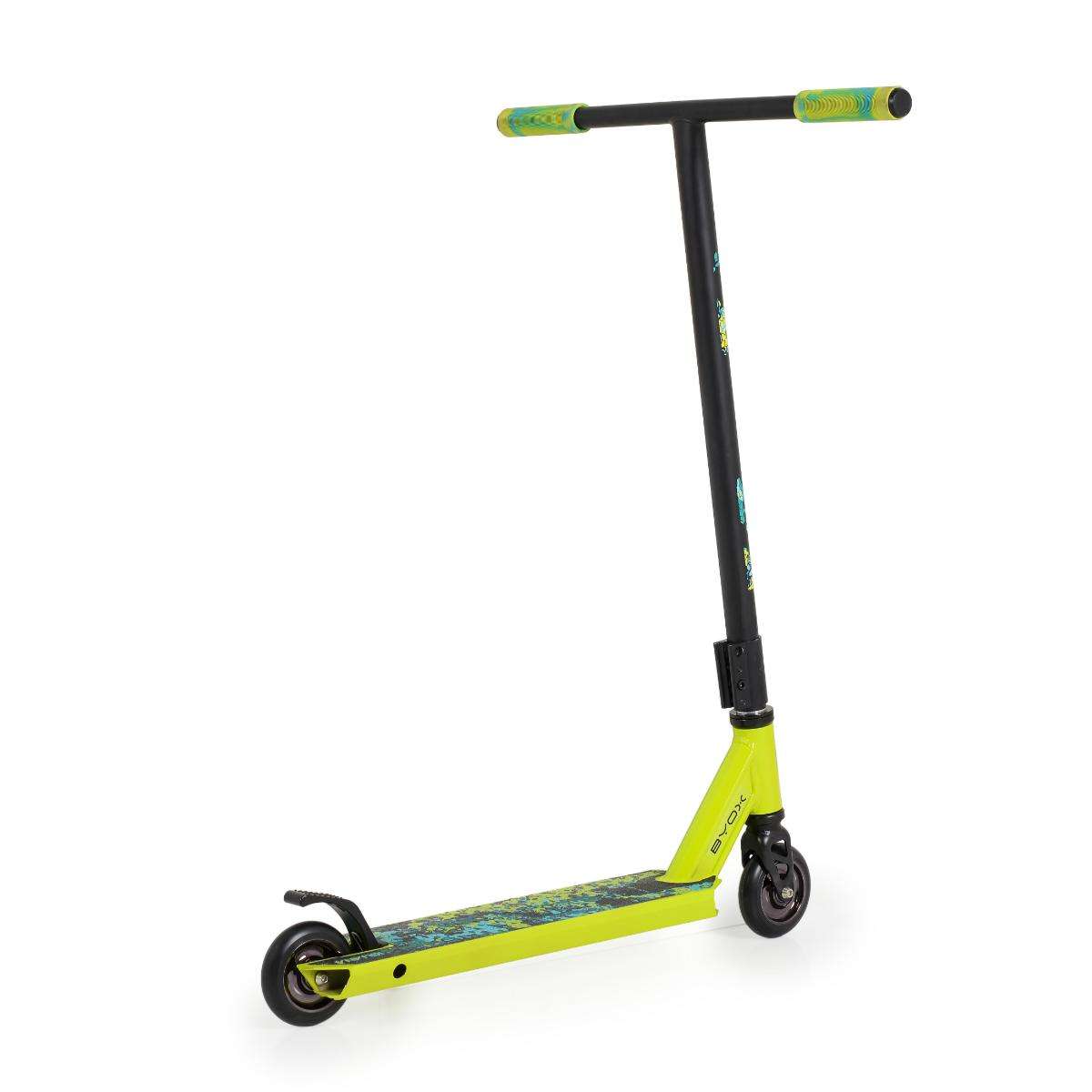 Stunt Iguana scooter