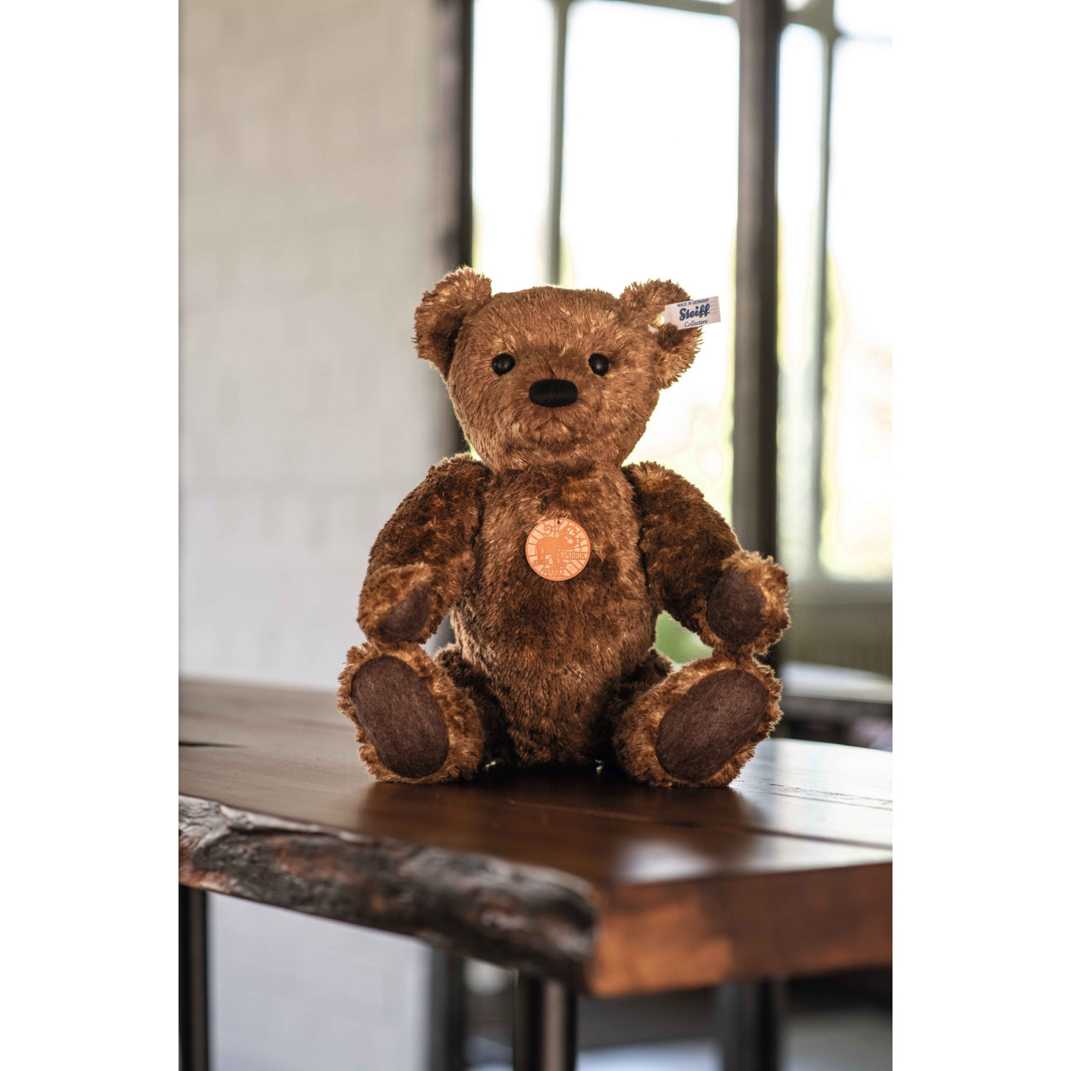 55PB Teddy bear Size: 35 cm Class: Collectors