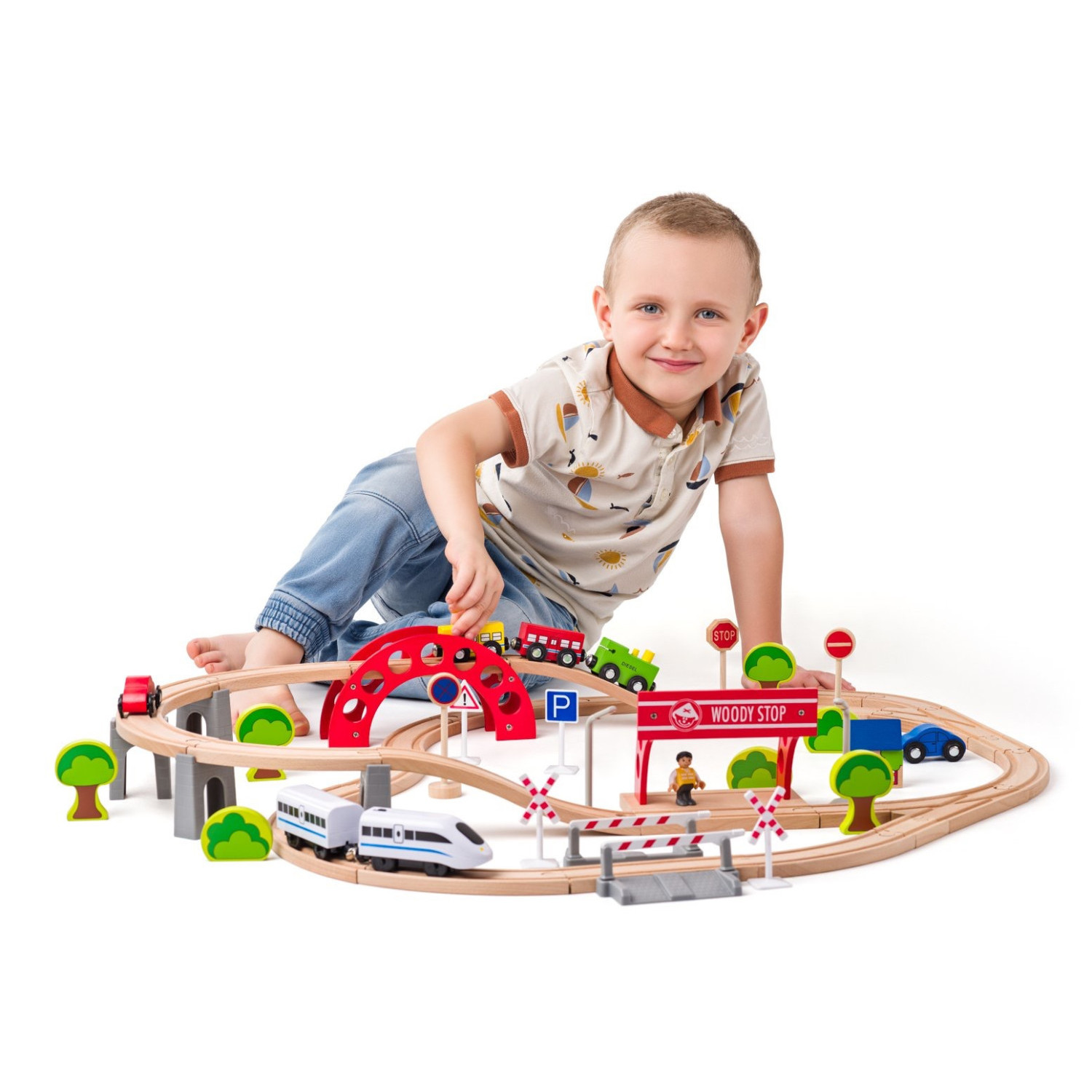 Комплект дървен влак и електрически локомотив, 60 части Възраст: 3+
Брой части: 60