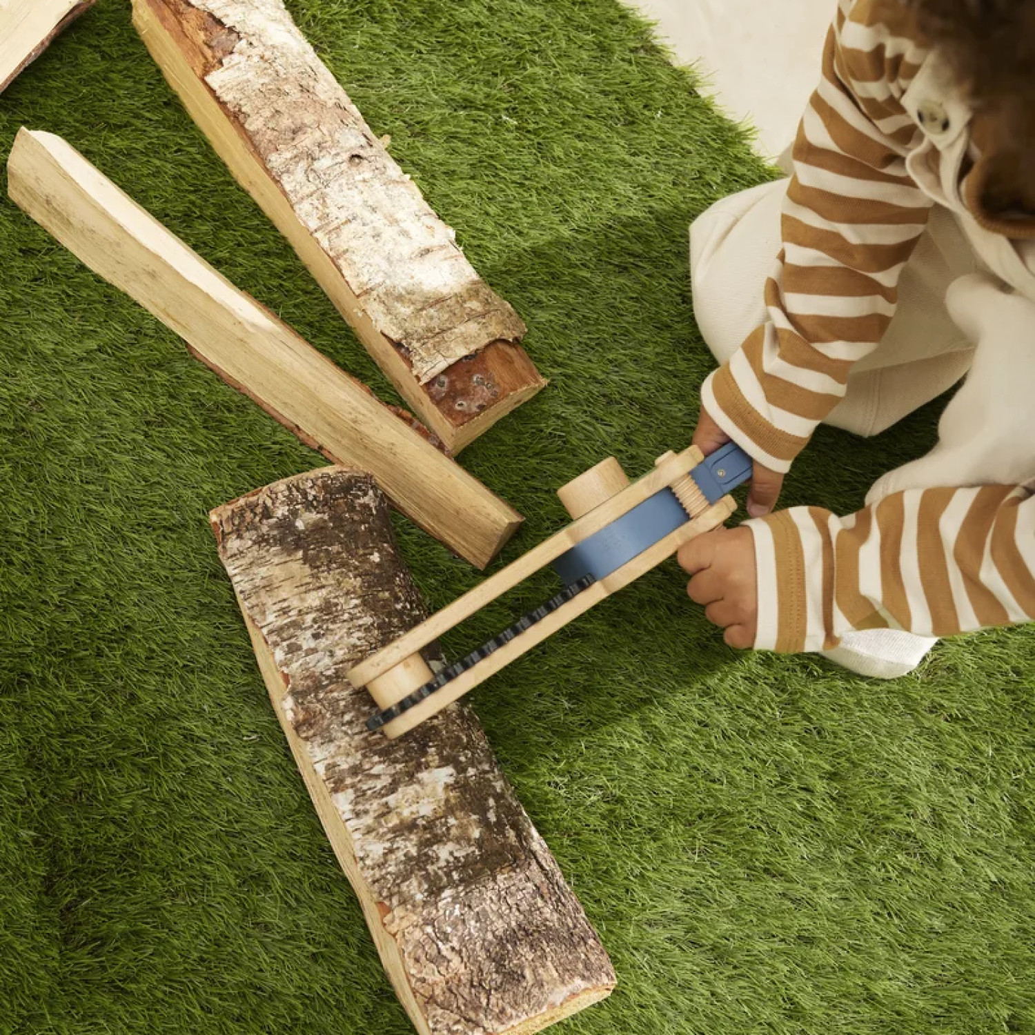 Children's wood cutter Swedish Design Age: 2+ Size: 29.5x9x8.5 cm