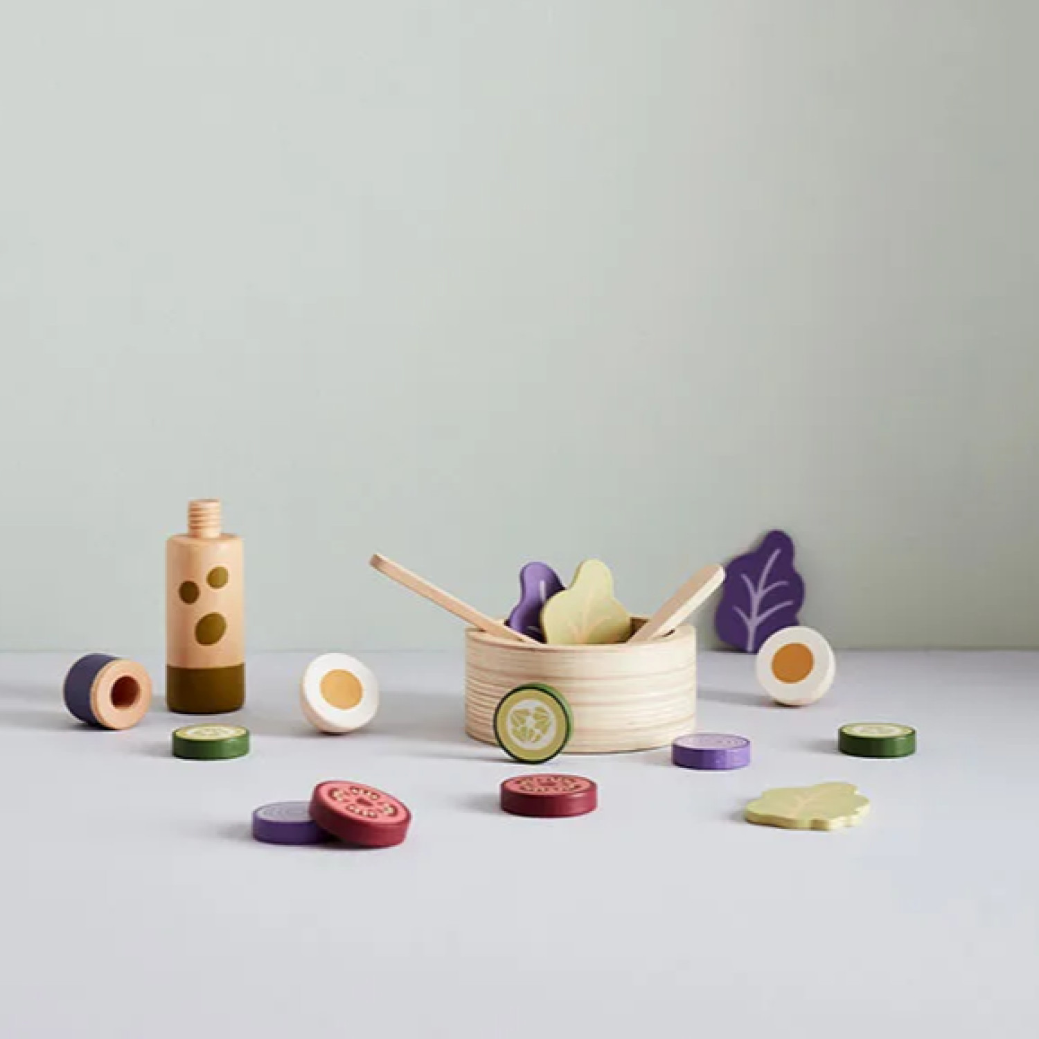 Wooden set Salad in a bowl Swedish Design Age: 2+