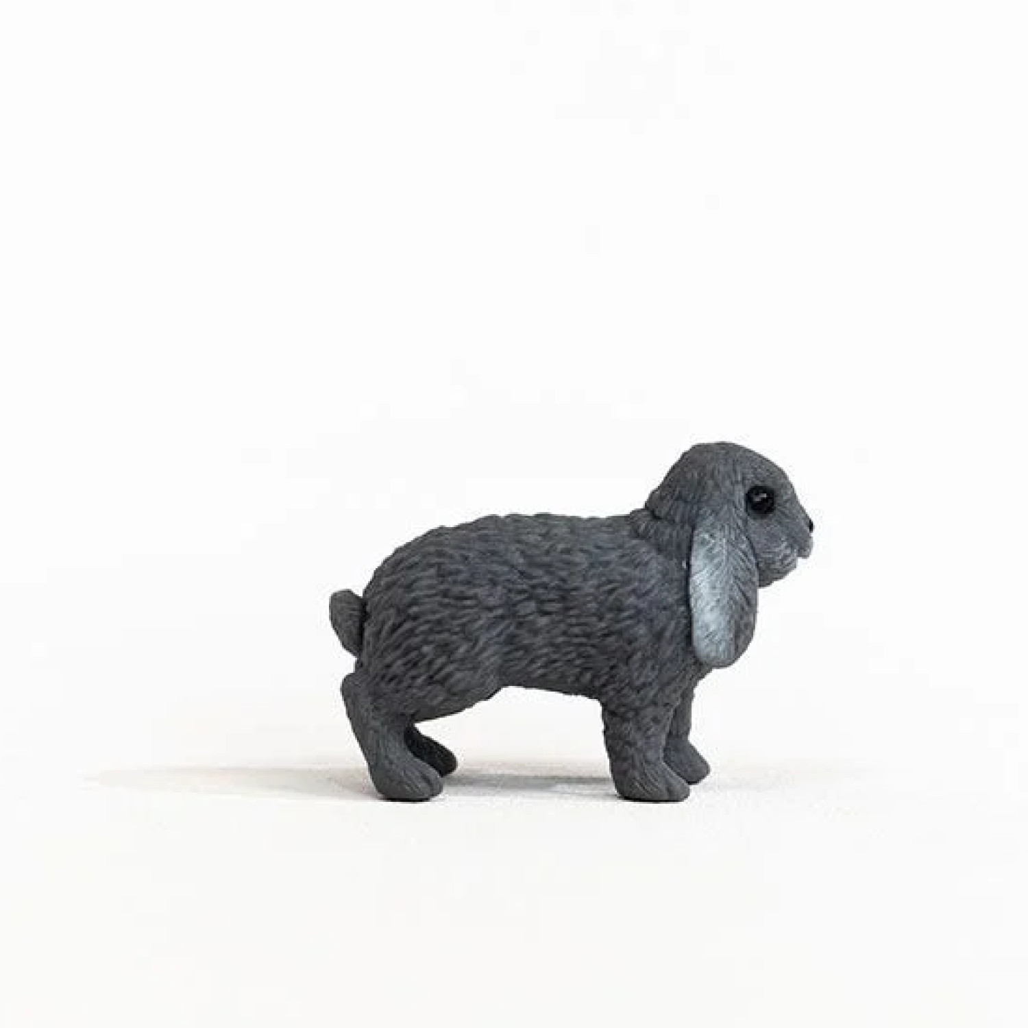 Bunny Figurine, Schleich Age: 3+ Size: 4.2x2.1x3.4 cm