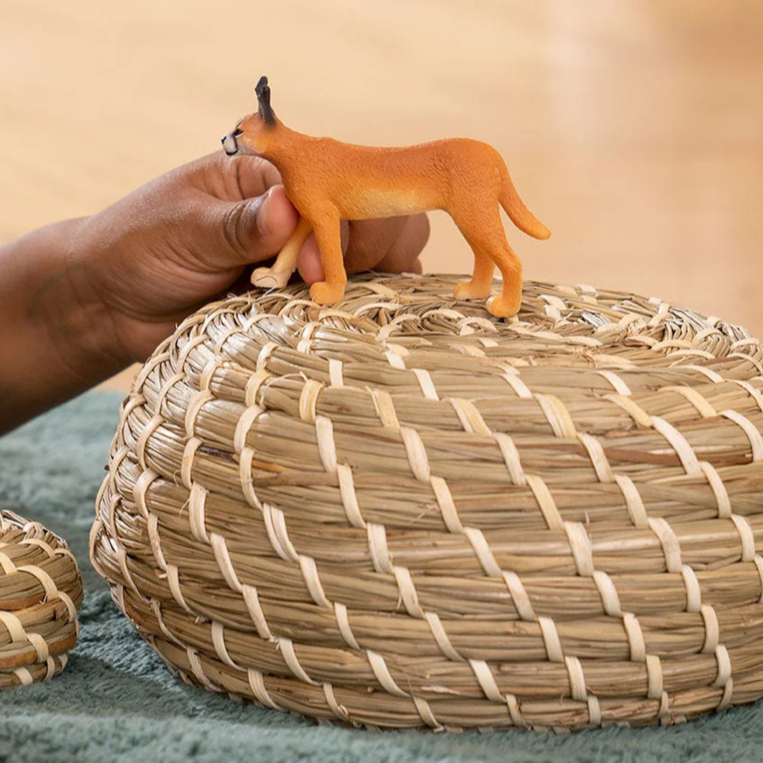 Caracal figurine, Schleich Age: 3+ Size: 11x6x2.5cm