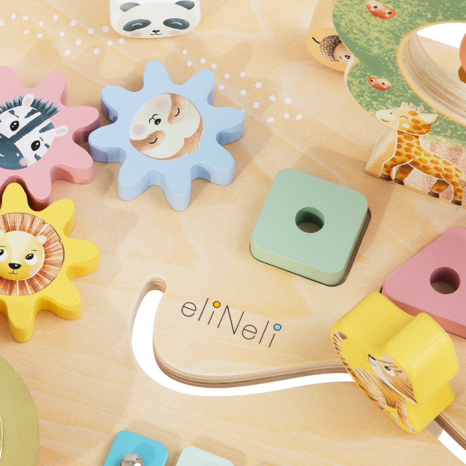 Multifunctional activity table Forest Age: 1+