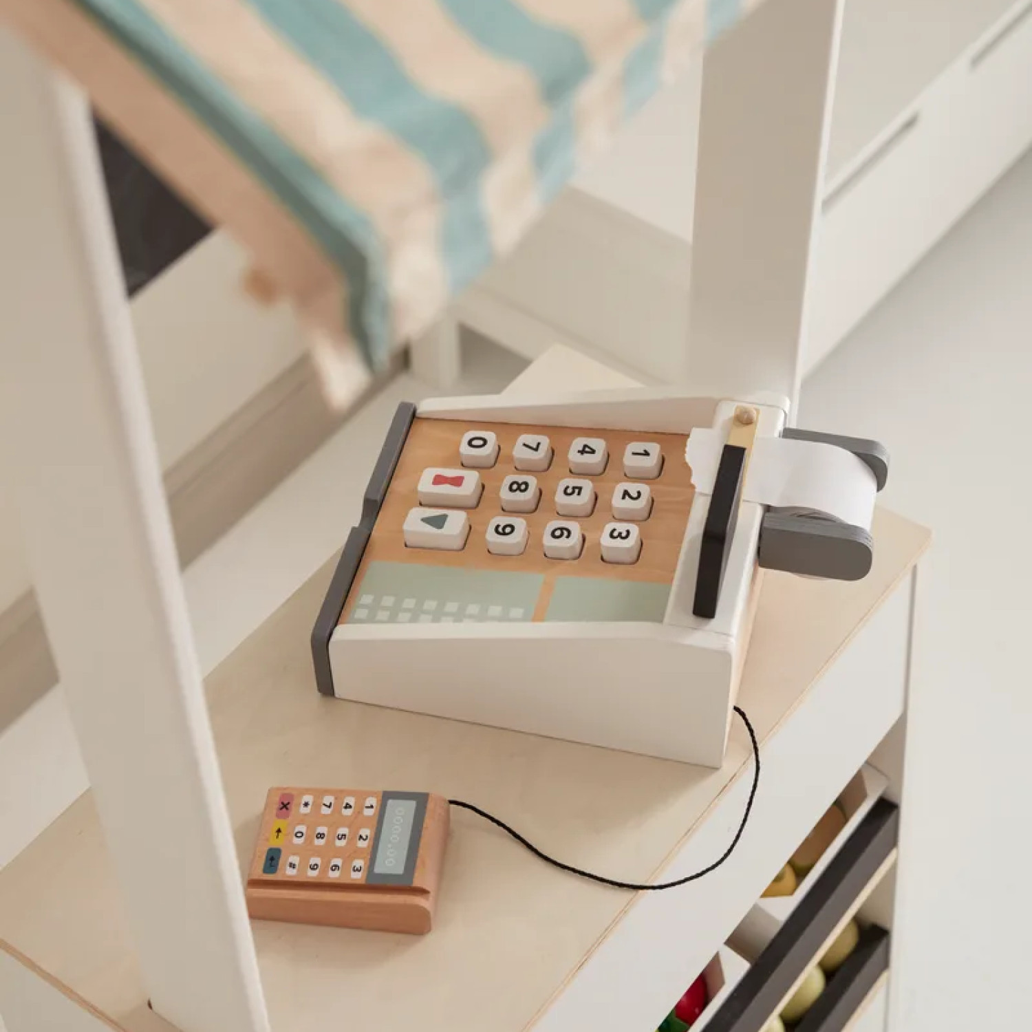 Wooden cash register Swedish Design Age: 3+ Size: 16.5x20x10 cm