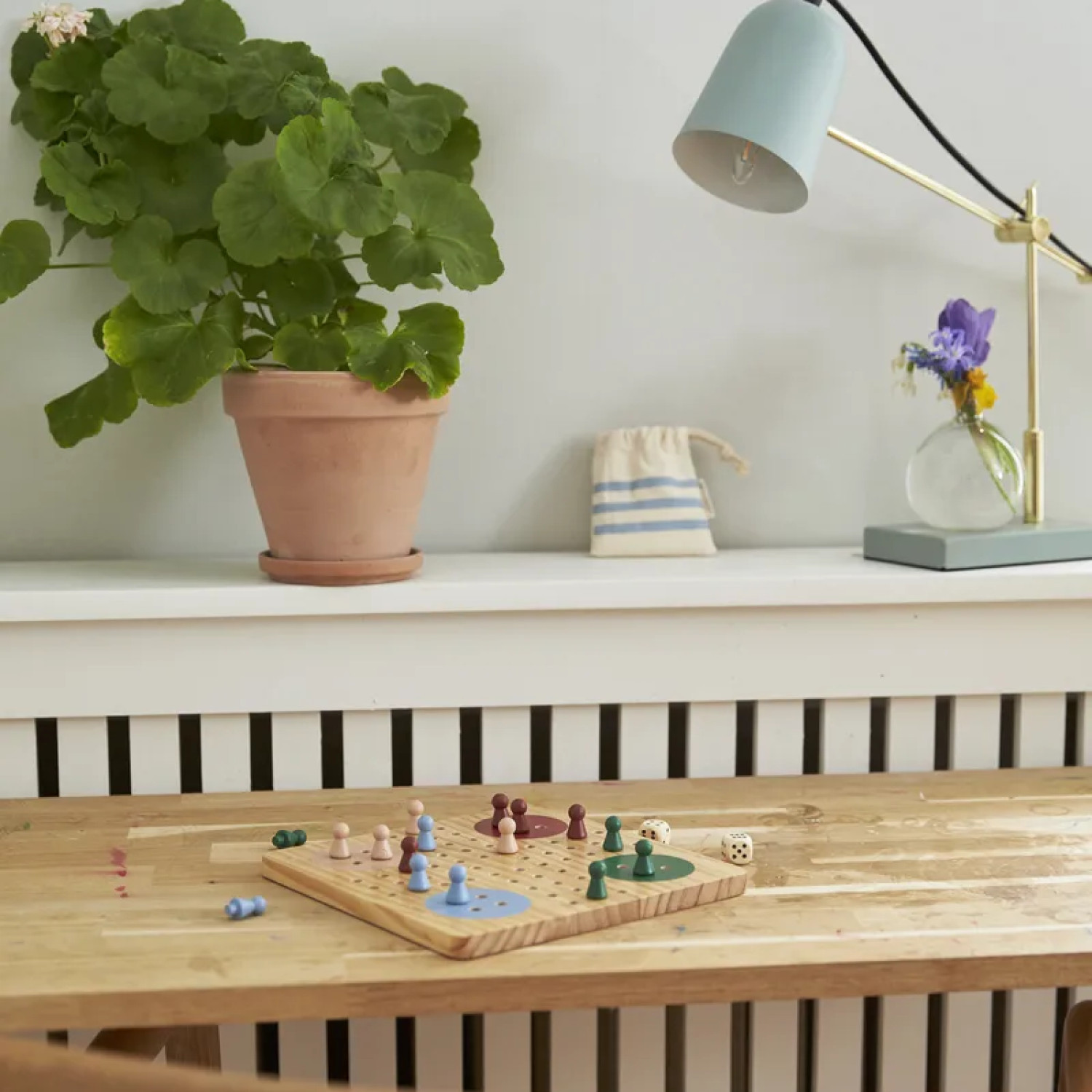 Не се сърди, човече! Swedish Design
Възраст: 3+