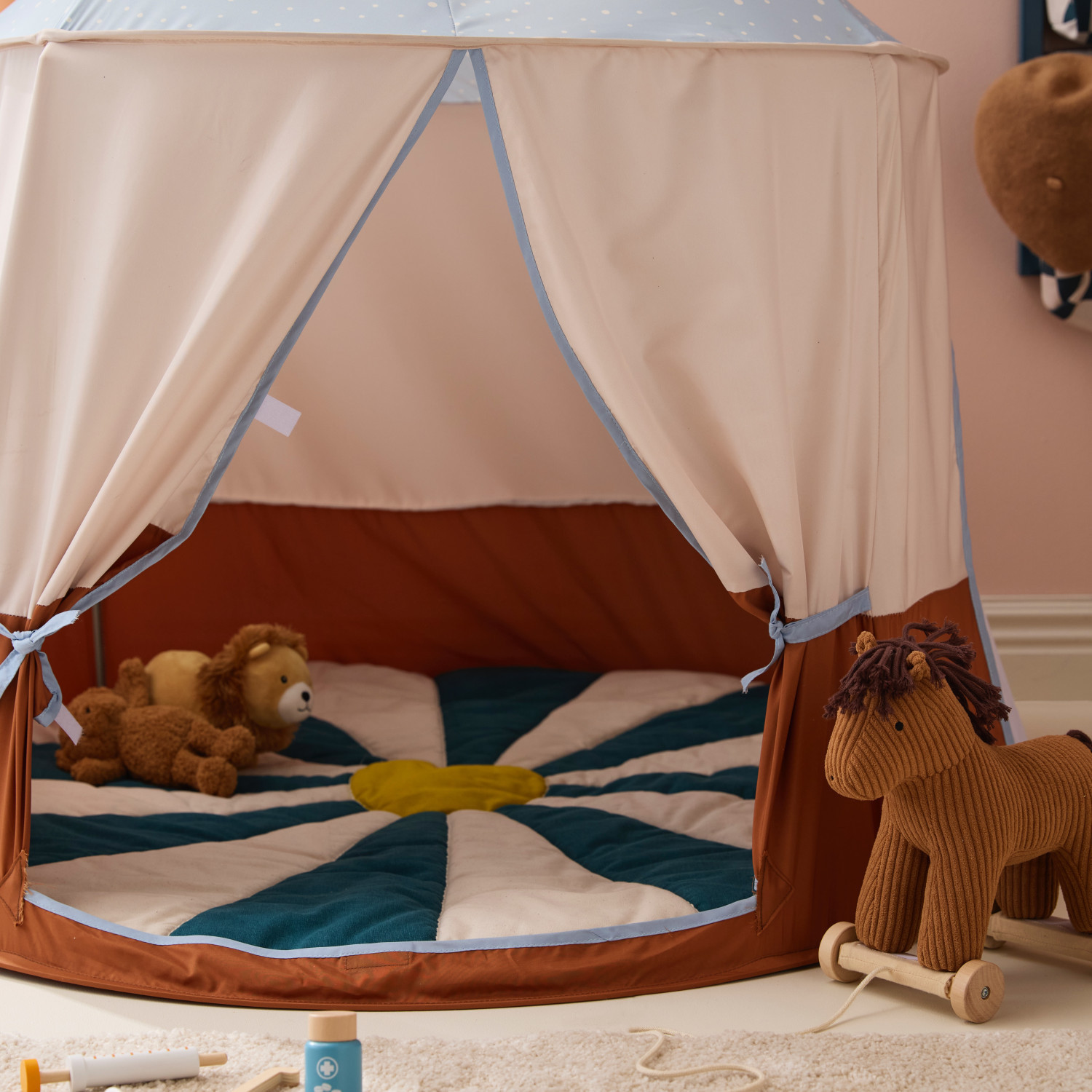 Children's tent Circus Swedish Design Age: 2+