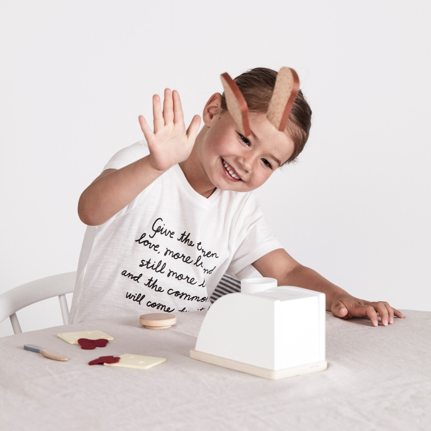 Toaster set with accessories Swedish Design Age: 3+