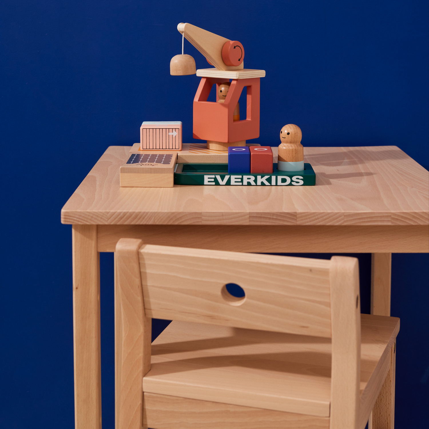Swedish Design Cargo Port Set Age: 3+ Size: 43.5x28.7x28.5 cm