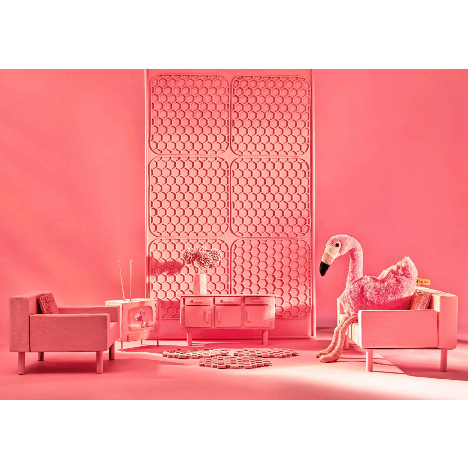 Jill flamingo pink Размер: 30 см
Клас: Friends