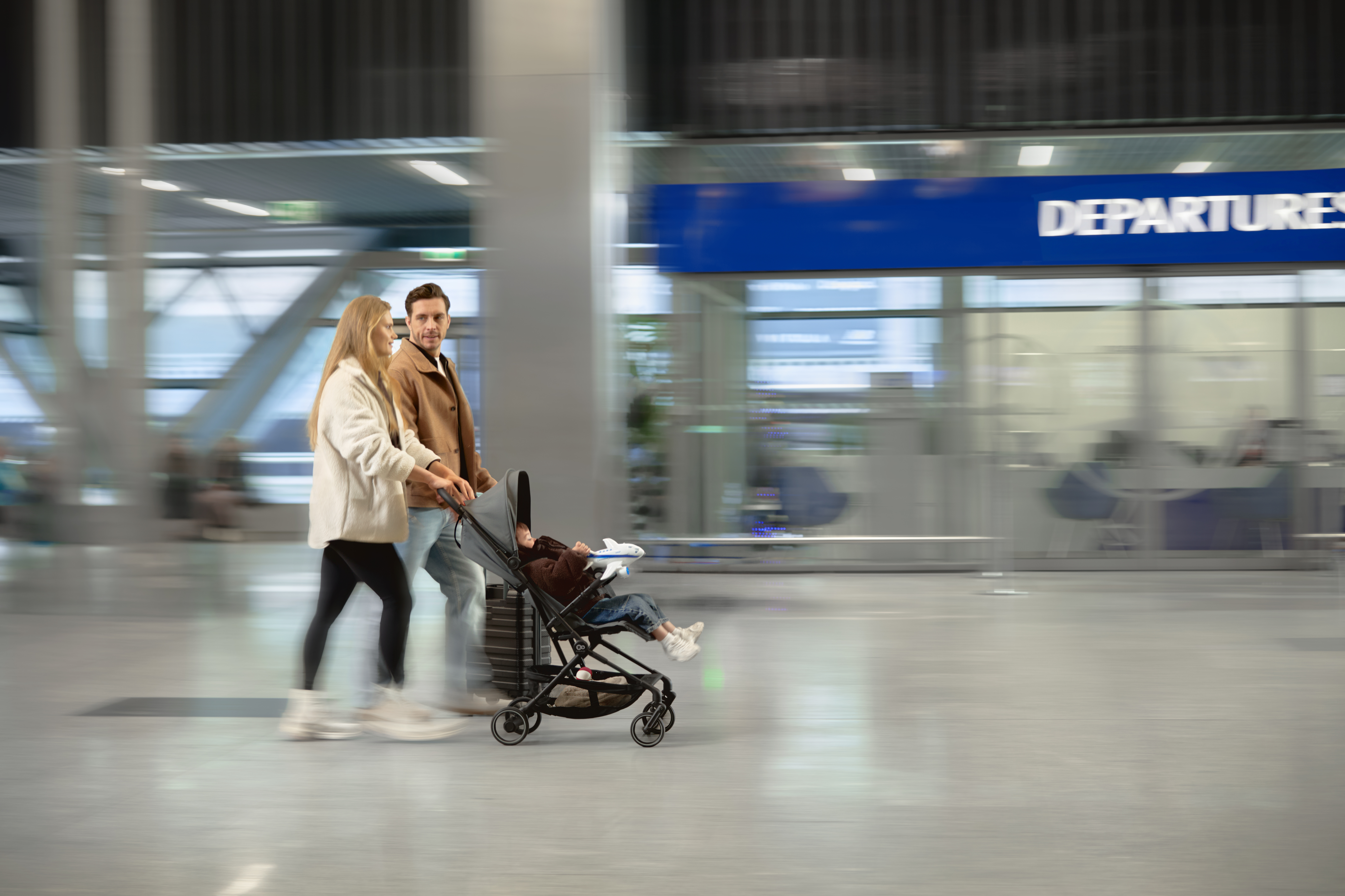 Kinderkraft NEBO бебешка количка PLATINUM GRAY
