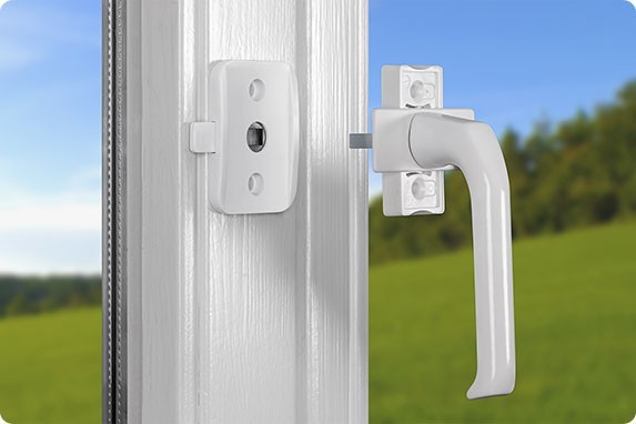 70060 Reer door and window lock 3 pcs WHITE