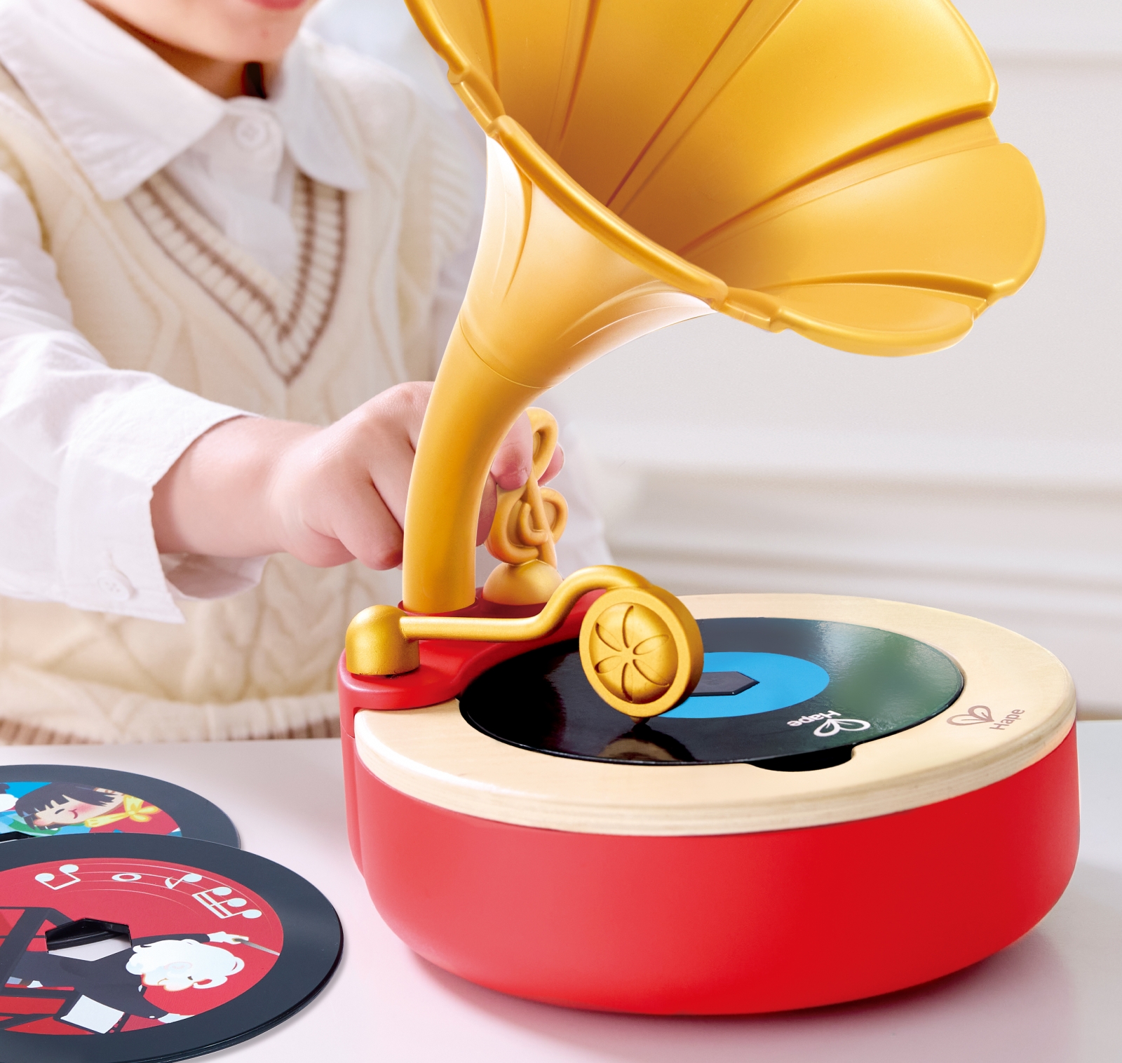 Children's retro gramophone, Hape