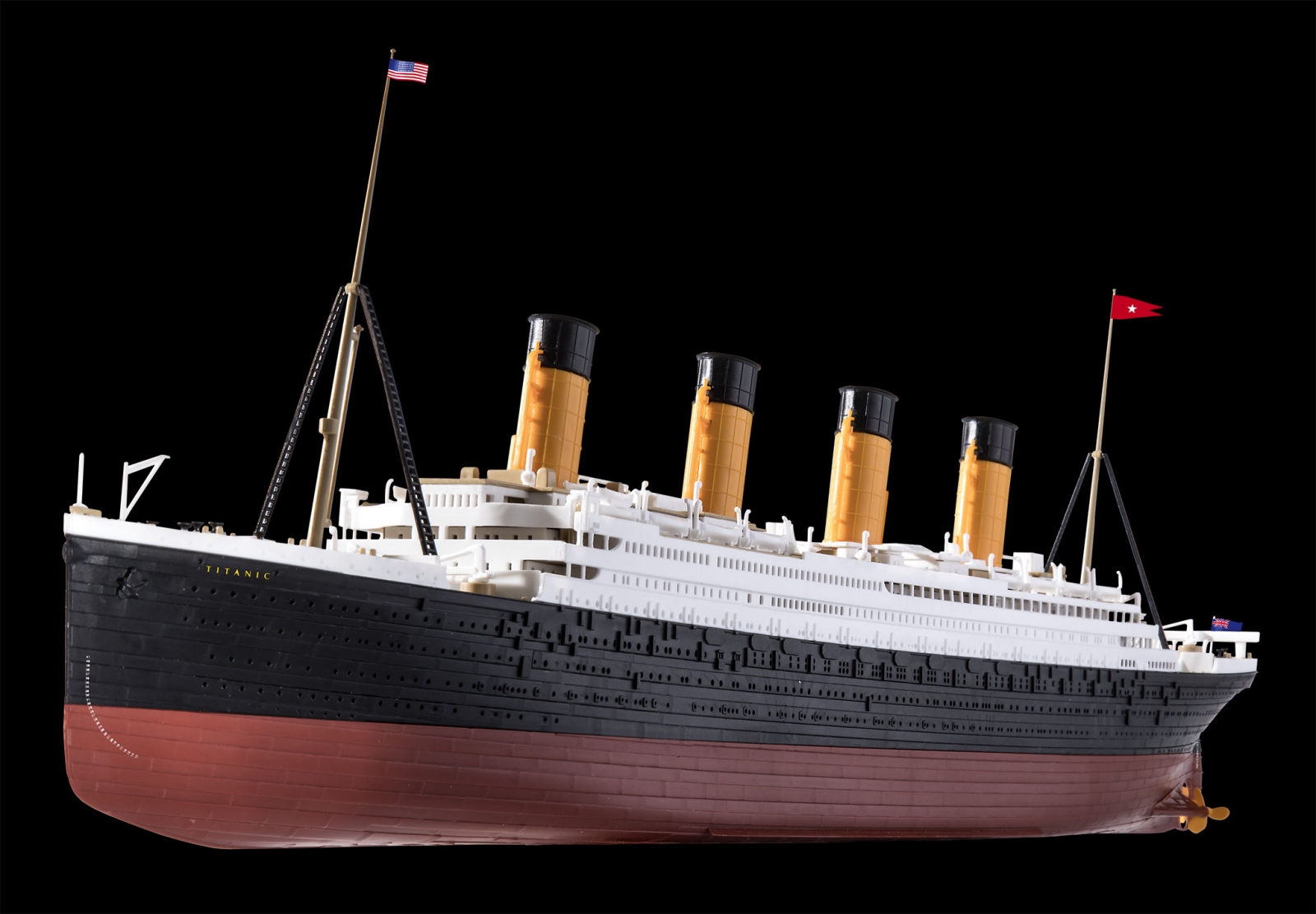 Assembly model, Revell, RMS Titanic, Without glue, 156 parts