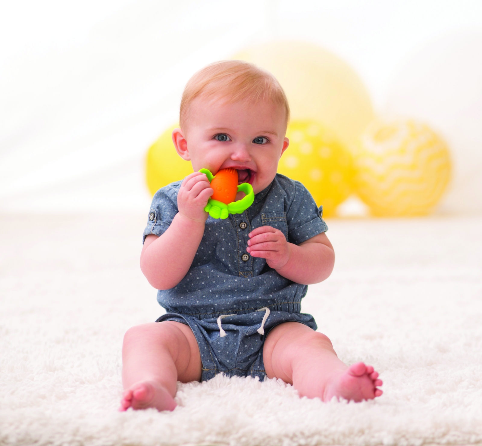 Silicone baby teether, Infantino, Carrot