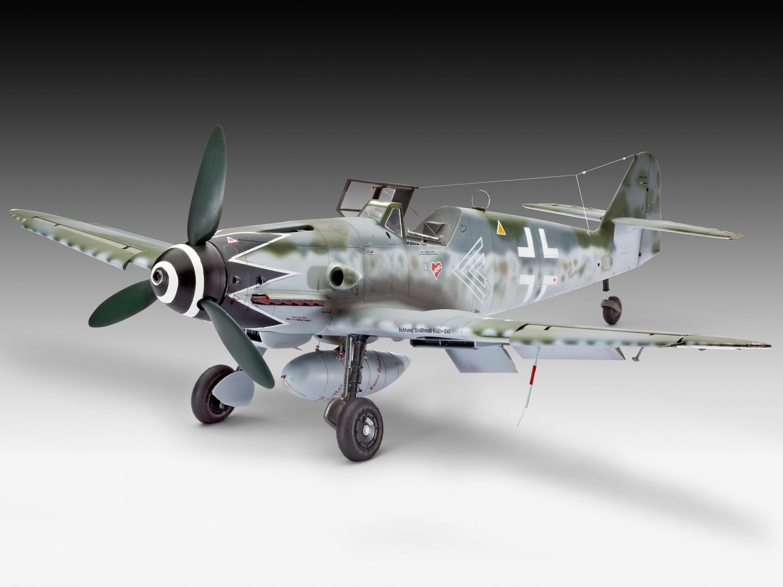 Сглобяем модел, Revell, Самолет, Messerschmitt Bf109G-10 Erla, 147 части
