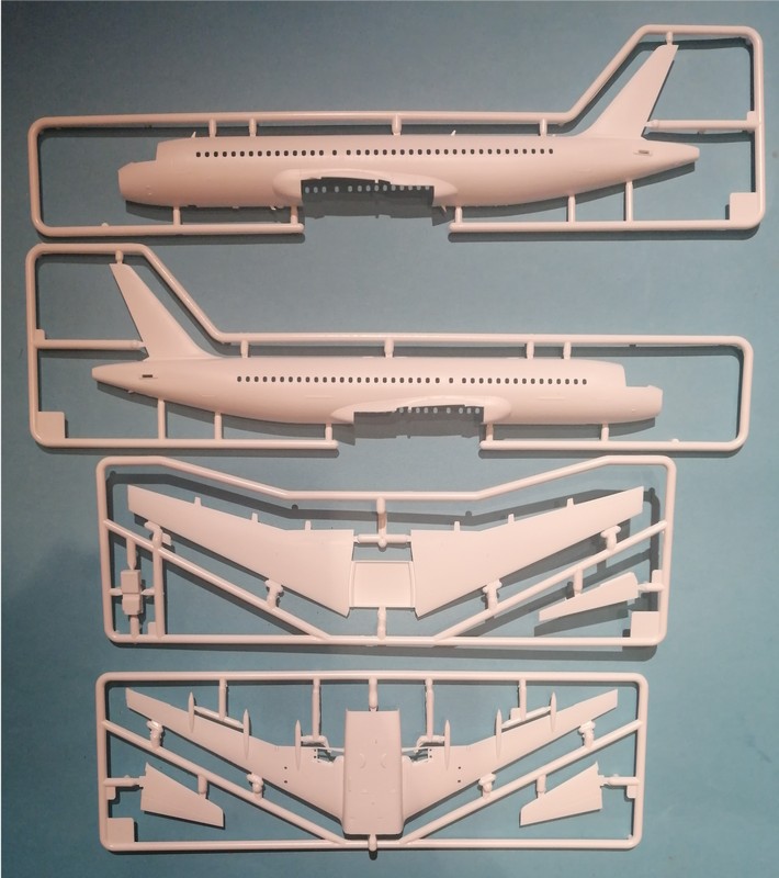 Пътнически самолет Airbus A320neo - сглобяем модел