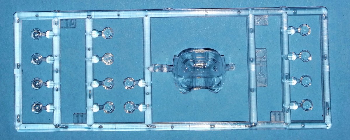 Сглобяем модел Хеликоптер Boeing CH-47D Chinook, 104 части